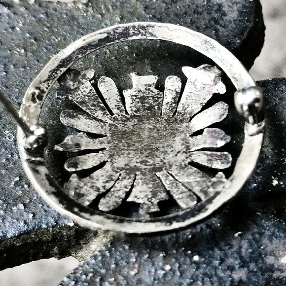 Vintage Sterling Silver Aztec Face Brooch - Picture 4 of 5